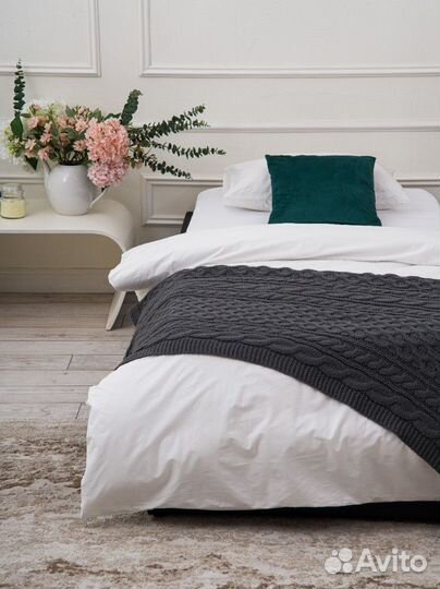 Кровать новая. цена за полный комплект