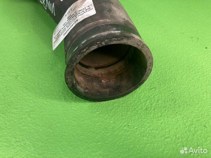 Патрубок системы охлаждения mercedes-benz actros M