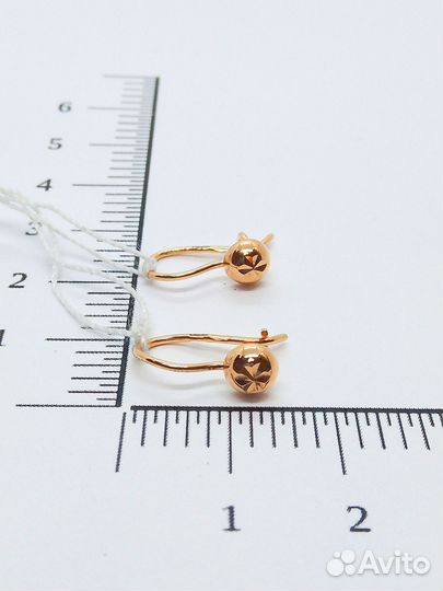 Золотые серьги