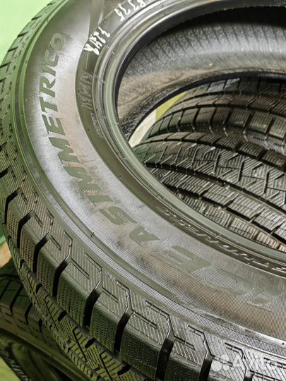 Pirelli Ice Asimmetrico 225/65 R17 102Q