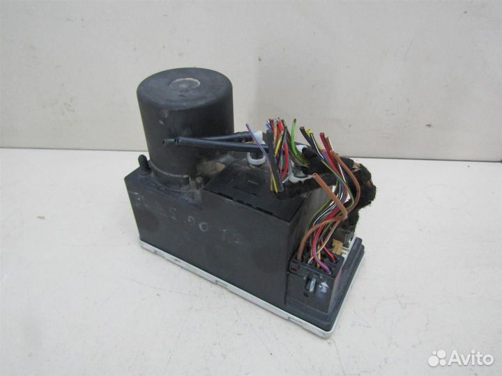 Вакуумное устройство системы центрального замка A