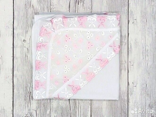 Простынка с уголком из шитья на выписку