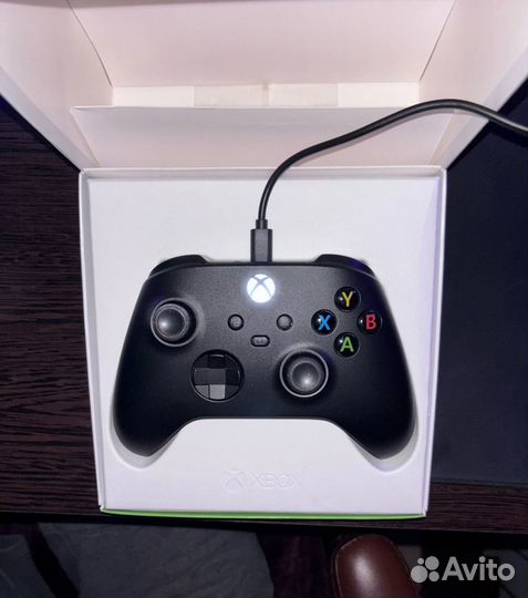 Геймпад Microsoft Xbox Wireless Controller