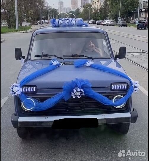 Украшение на свадебное авто