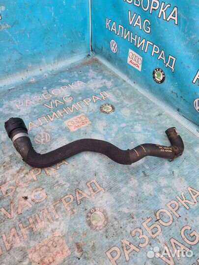 Патрубок охлаждения. 4H0121449Q
