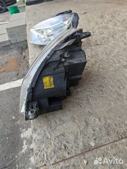 Фары на mercedes W204