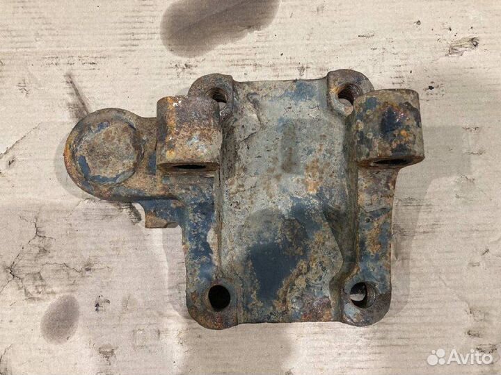 Кронштейн балки KAMAZ 5490-S5