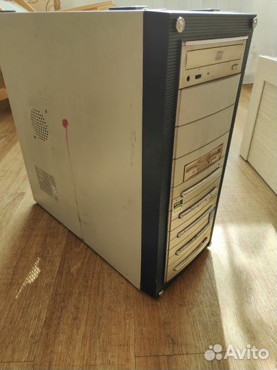 Рабочий компьютер для учебы/работы