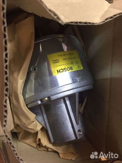 Электродвигатель отопителя Bosch 0130704009