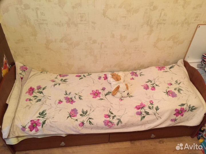 Продам кровать