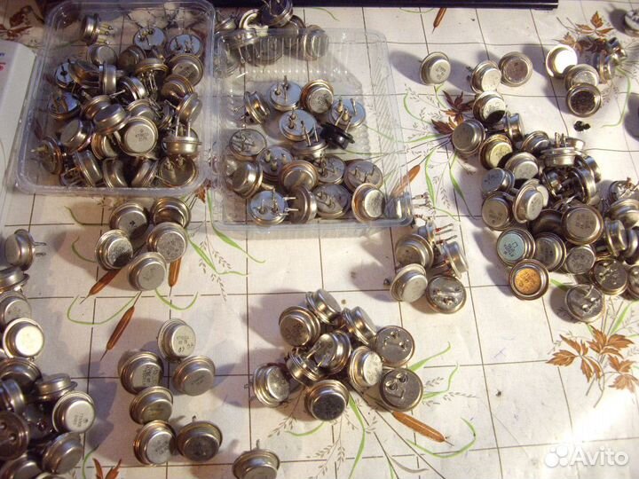 Тиристоры транзисторы симисторы.оптроны