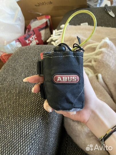 Замок на тормозной диск мотоцикла abus granit 68