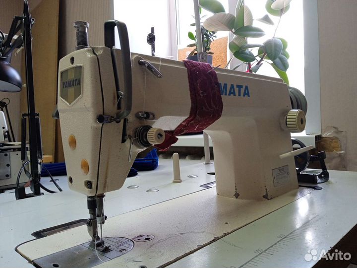 Швейная машинка пряма строчка