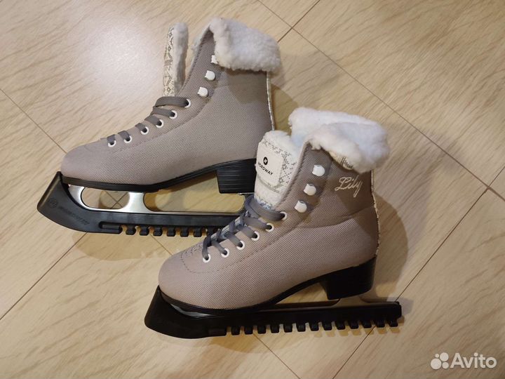 Коньки детские