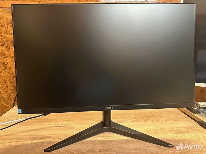 Безрамочный проф. IPS монитор 24