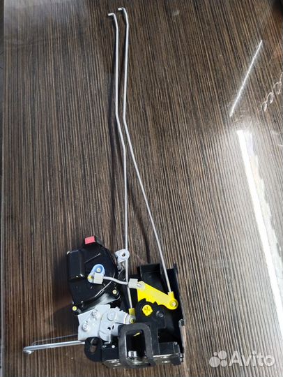 Механизм замка правой двери с актуаторомПортер 2