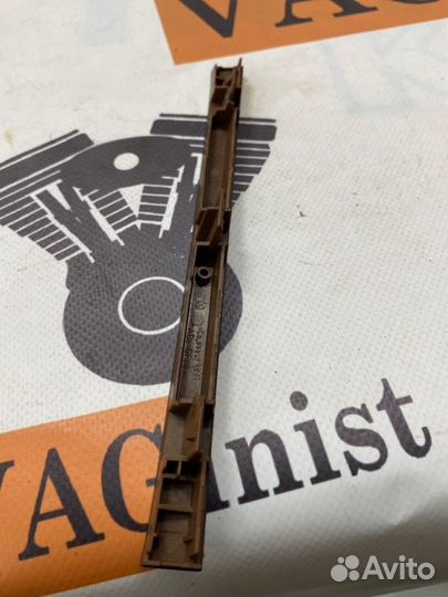 Декор приборной панели Vw Passat B6 3.2 2007