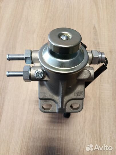 Насос подкачки в сборе с фильтром Kia Sorento 140