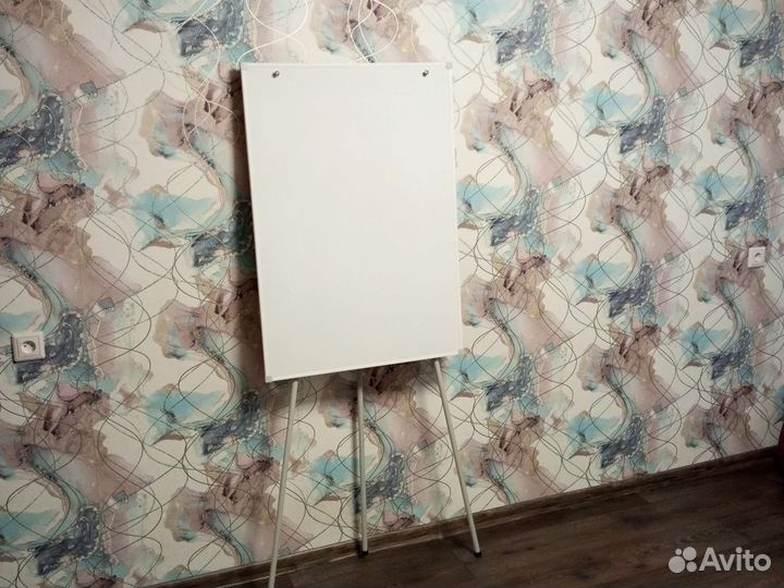 Магнитно маркерная доска бу с ножками