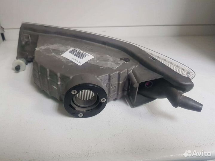 Фара противотуманная правая toyota corolla