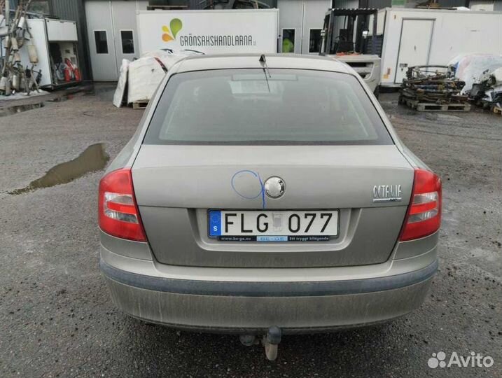 Шкода октавия а5 1.6 бензин МКПП по запчастям