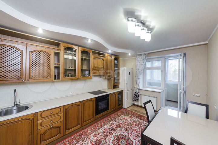 2-к. квартира, 74,7 м², 2/9 эт.