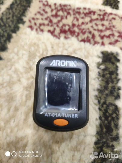 Акустическая гитара