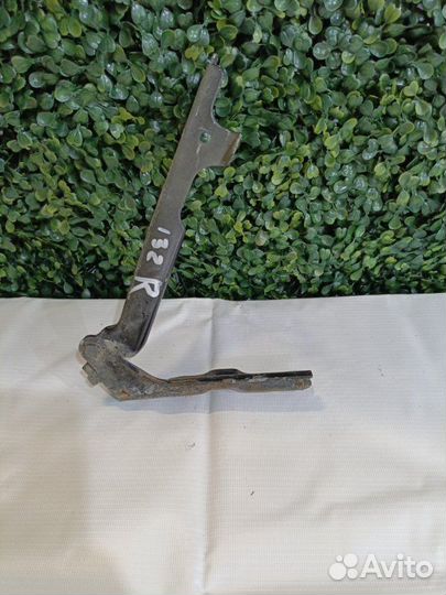 Петля капота правая Chery Bonus A13 1 седан