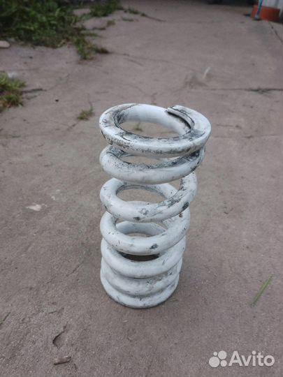 Пружина от амортизатора