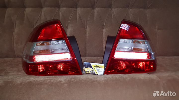 Фонарь задний левый правый Рено Меган 2