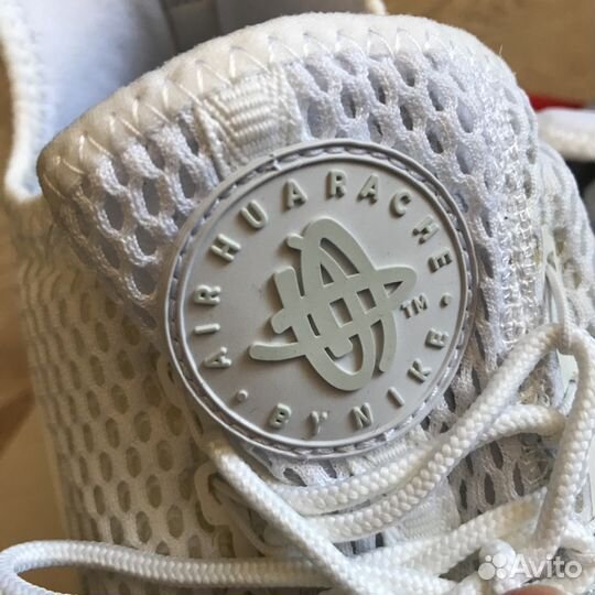 Новые Кроссовки Nike оригинал белые Huarache 40
