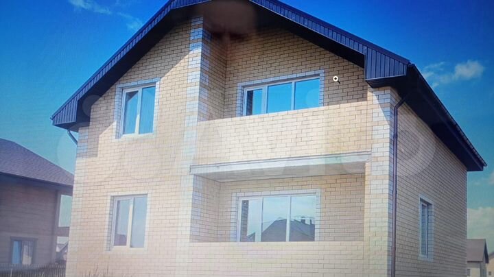 Коттедж 130 м² на участке 8 сот.