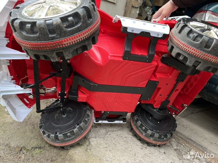 Детский электромобиль Escalade новый