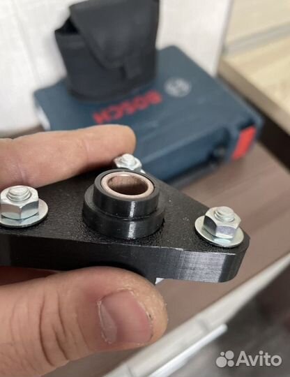 Кронштейн трапеции дворников Nissan