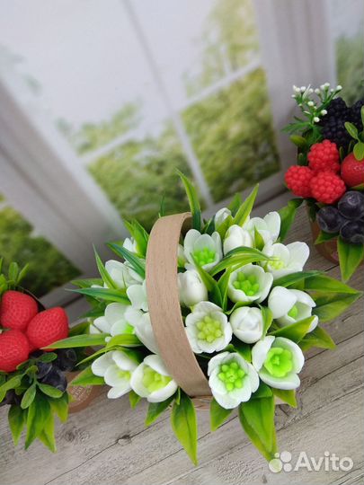 Букет подснежников из мыла