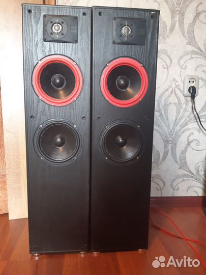 Акустические колонки JBL TLX 400