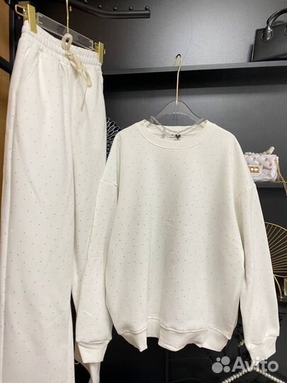 Комфортный костюм женский