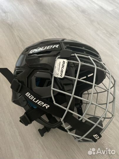 Хоккейный шлем с маской