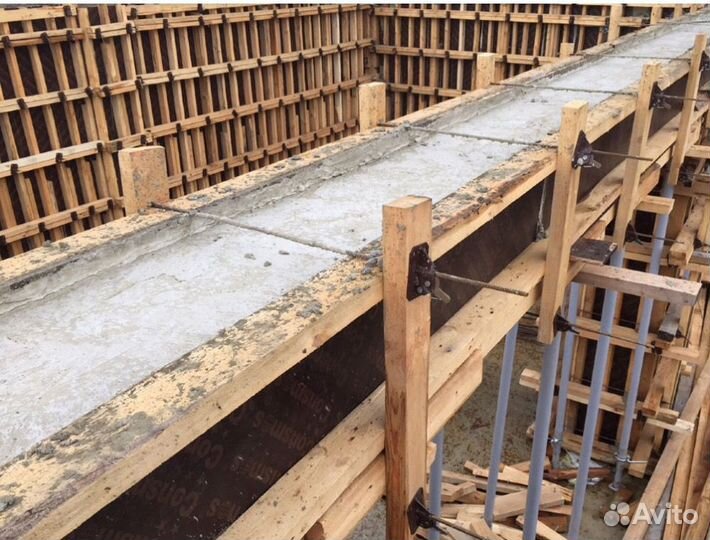 Винт стяжной