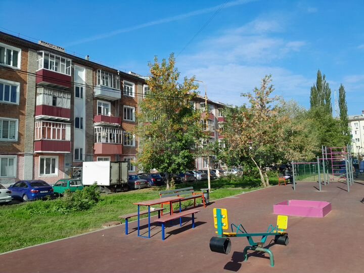 Комната 15,3 м² в 2-к., 1/5 эт.