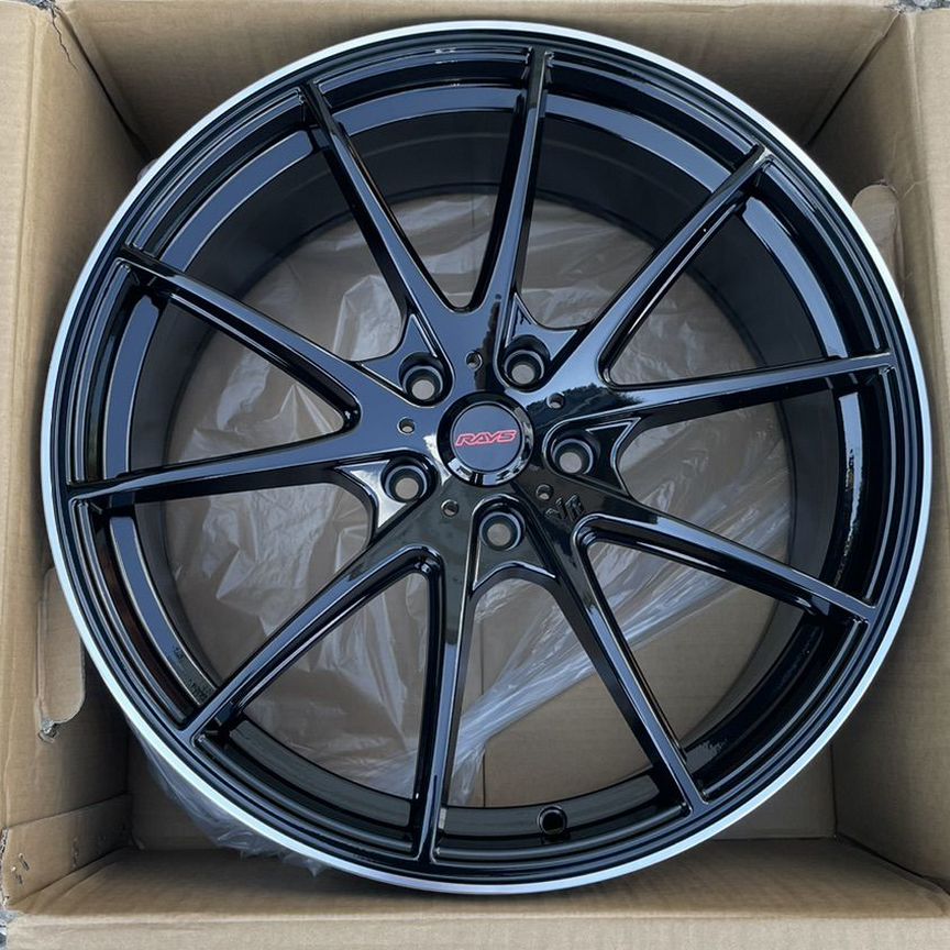Литые диски RAYS G025 8.5×R18 5×114.3