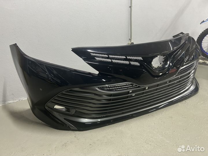 Передний бампер Toyota camry v 70