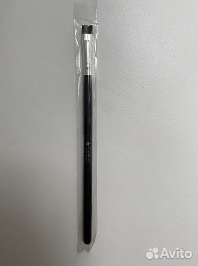 Кисть косметическая