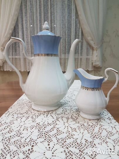 Сервиз фарфоровый кофейный