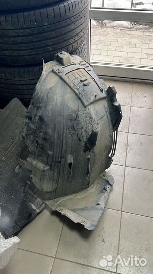 Подкрылок локер Mercedes GLS GL X166