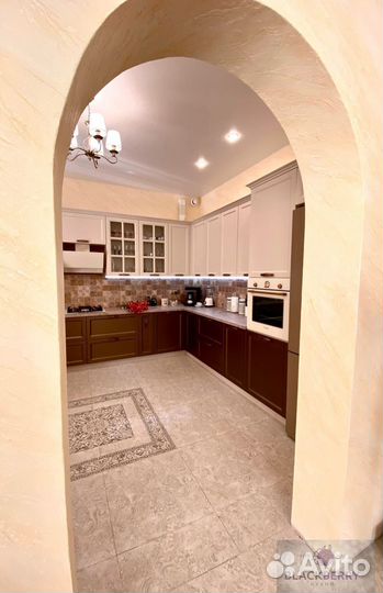 Кухня новая