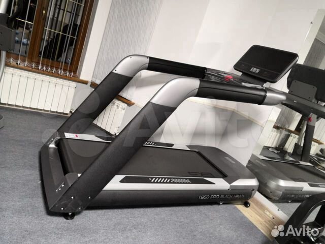 Беговая дорожка bronze GYM T950 PRO black hawk