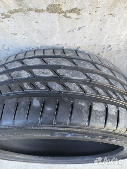 Kumho Ecsta PS71 225/40 R18 и 255/35 R18 94Y
