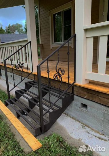 Изготовление лестниц, металлоконструкций