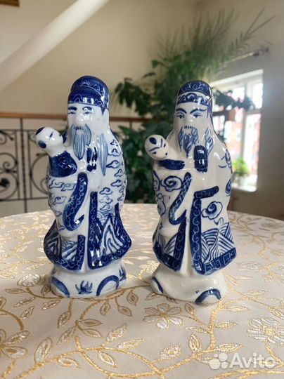 Фарфоровые статуэтки